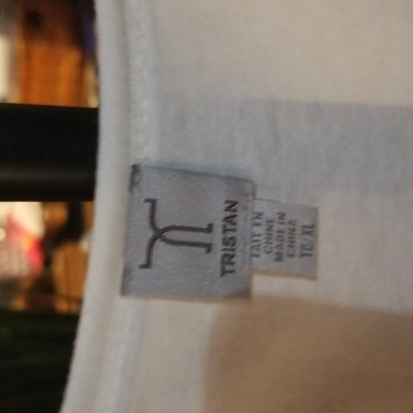 Tristan Graphic Long Sleeve Top in Black and White - Picture 2 of 2